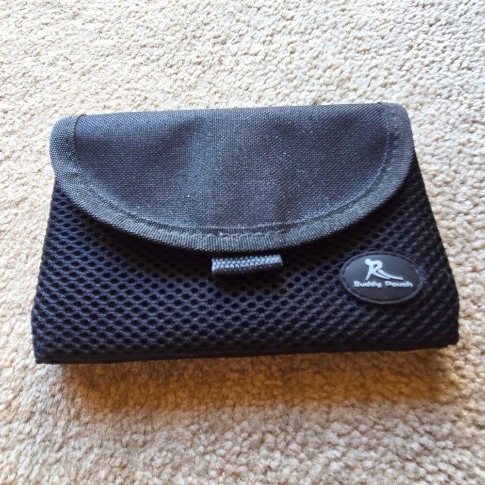 All Black Buddy Pouch for Running or Active Time - Magnetic Closure